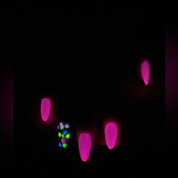 Handcrafted Press ons Christmas Lights Glow in dark Medium Almond - Love Galore - Picture 2 of 5